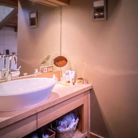Spacious Chalet Ak Near Slopes By Nest Holiday home